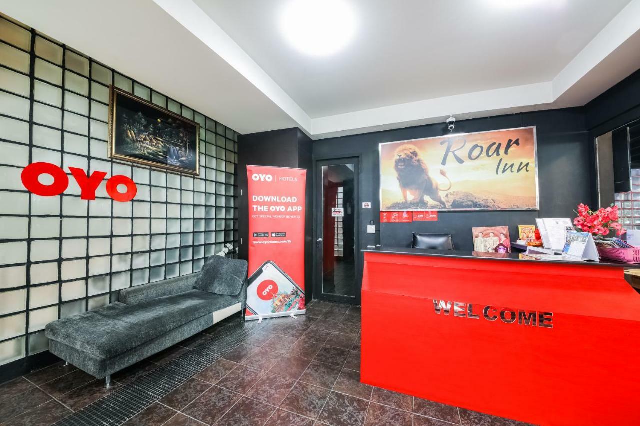 Oyo 244 Roar Inn Patong Екстер'єр фото